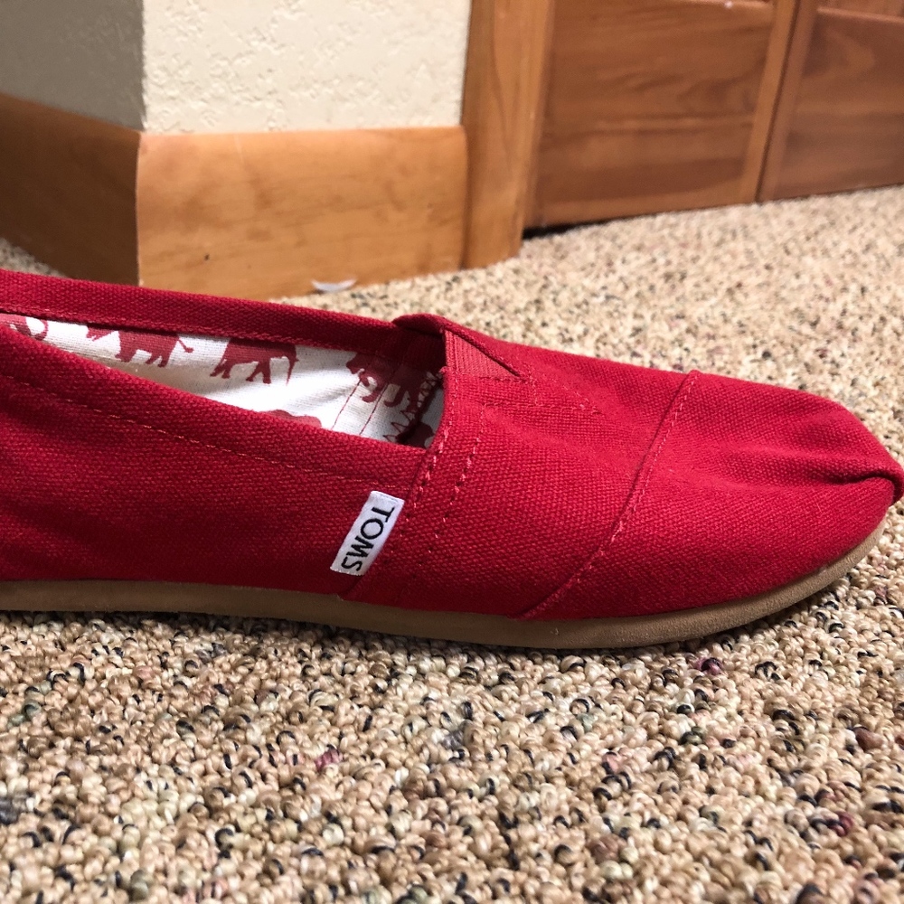 Red Toms